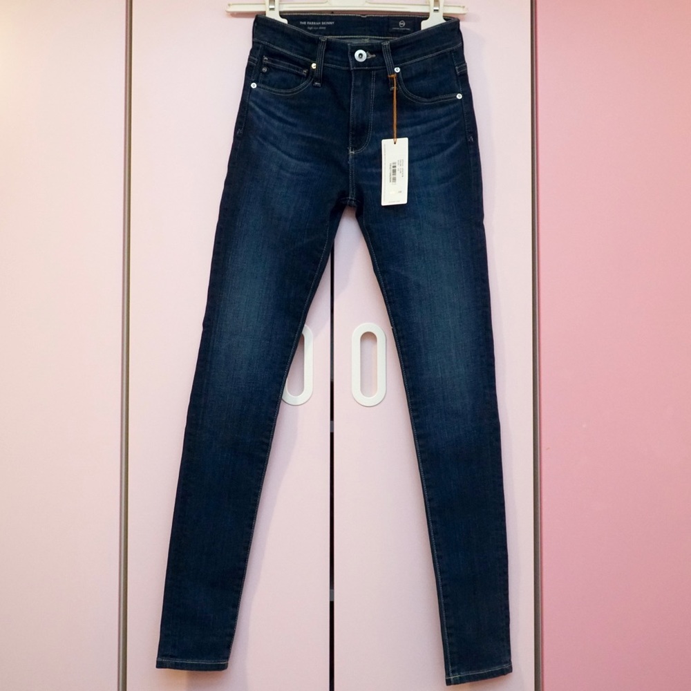 NWT AG “The Farrah Skinny” Jeans - 23